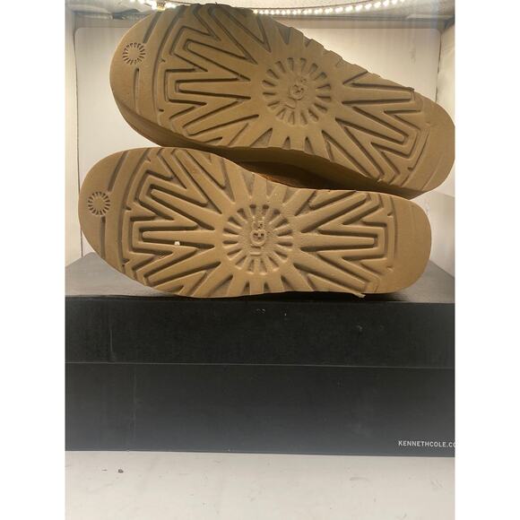 UGG CLASSIC MINI PLATFORM 1134991-CHE Boots Size 7 - Picture 5 of 10